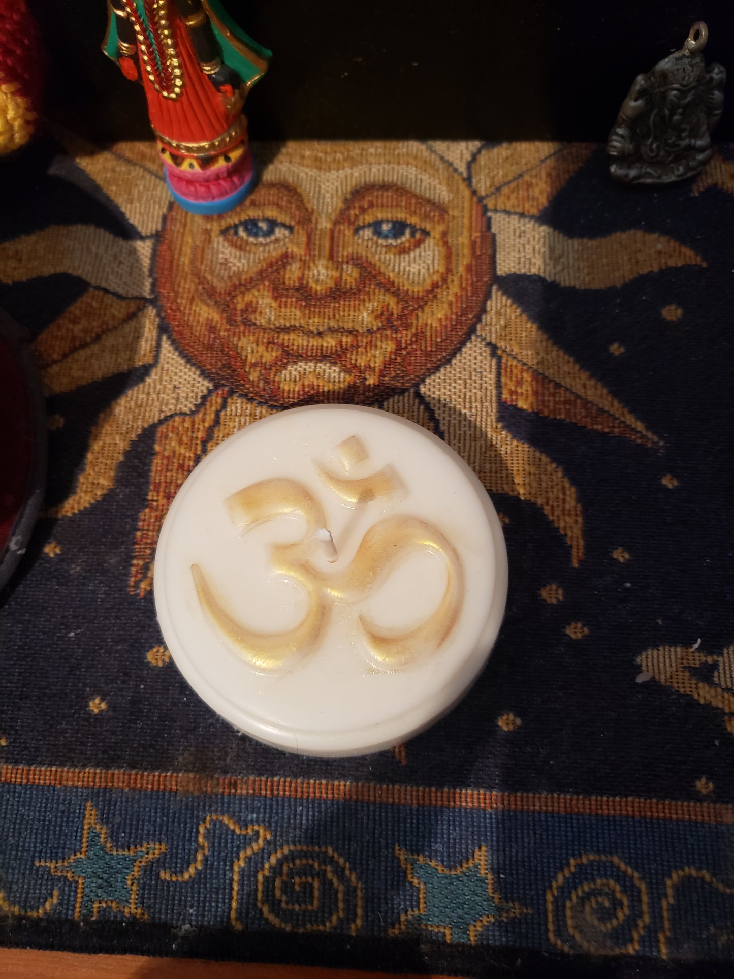 OM 1